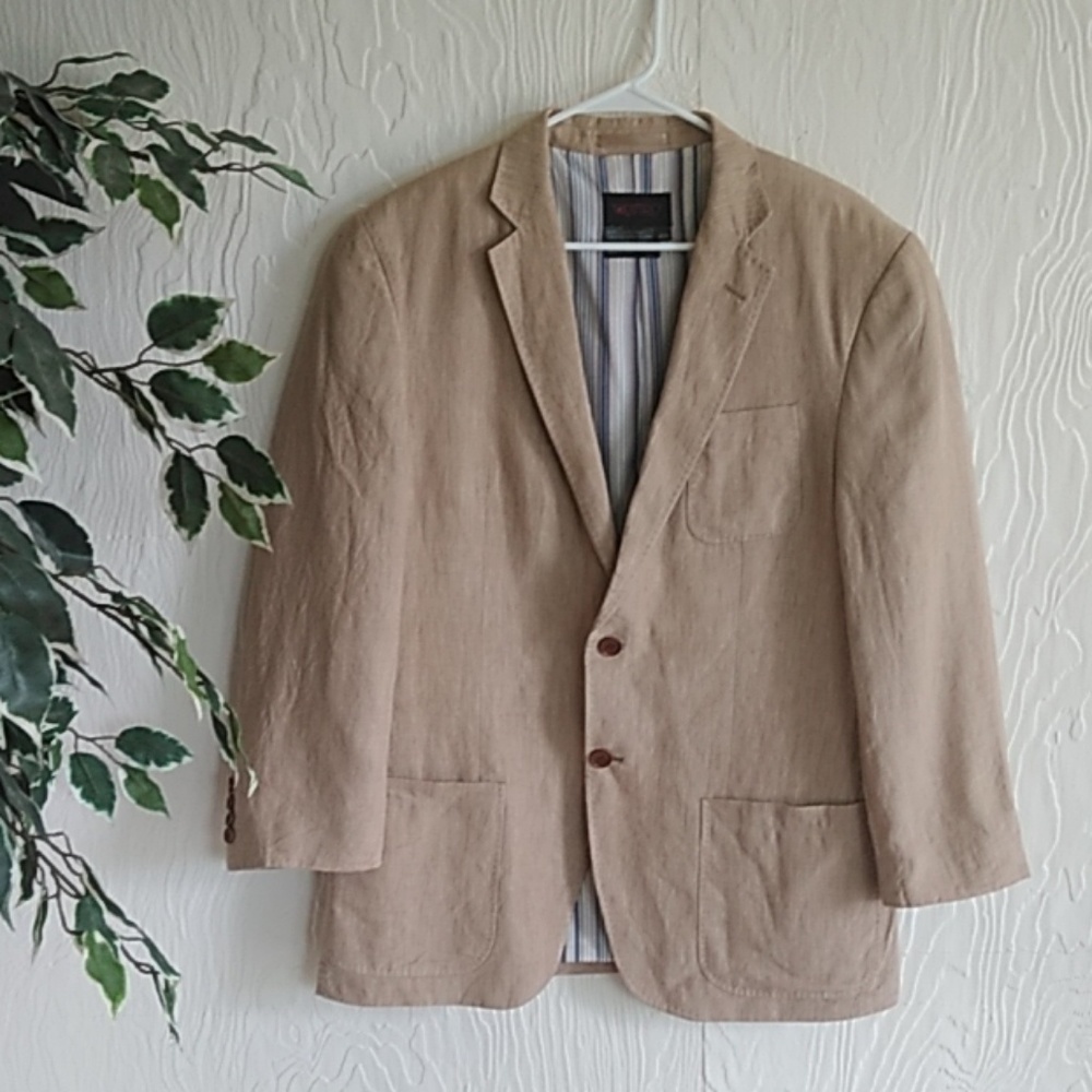 Men's 100% linen tan sports coat. 40 Regular